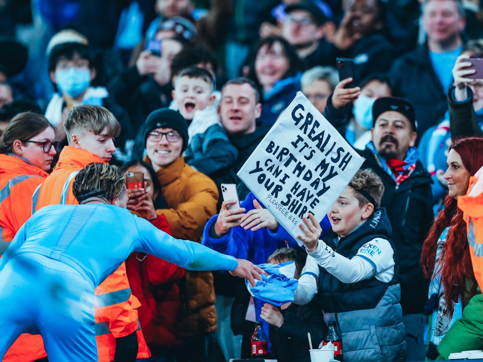 但没能掩盖 但没能掩盖